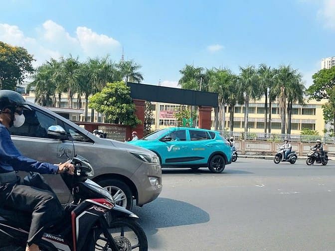 Hình ảnh CHDV Ngay TT Quận10 - 4Tầng - D.thu 70tr/tháng Nội Thất - chỉ 14 T/ỷ..
