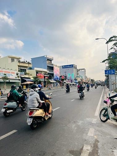 Hình ảnh Bán đất MTKD sầm uất đường Tân Kỳ Tân Qúy, 11x33m vuông. Giá: 41.5 tỷ.