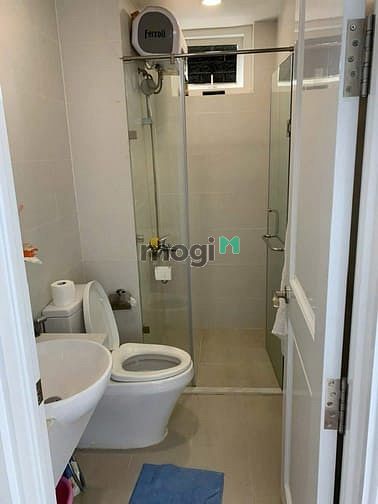 Hình ảnh Chung cư Park Legend, Hoàng Văn Thụ, TB: 2p ngủ. 1wc, 15tr/th