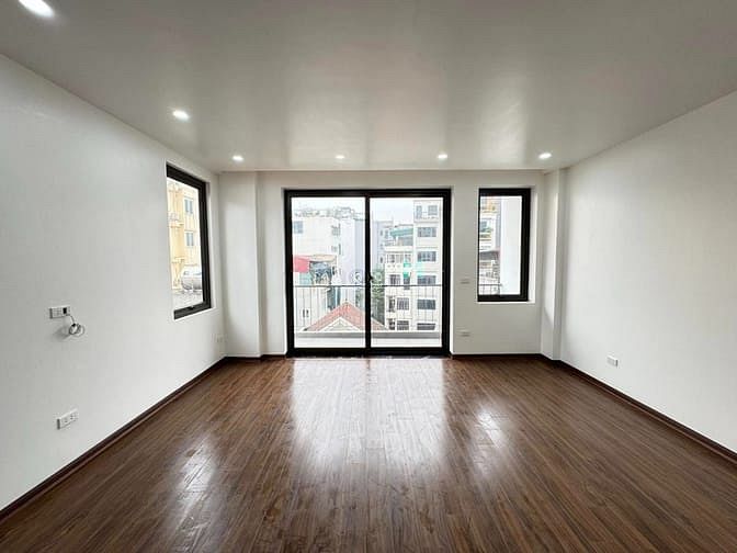 Hình ảnh Bán nhà lô góc tuyệt đẹp tại Ngõ 650 Lạc Long Quân, Quận Tây Hồ