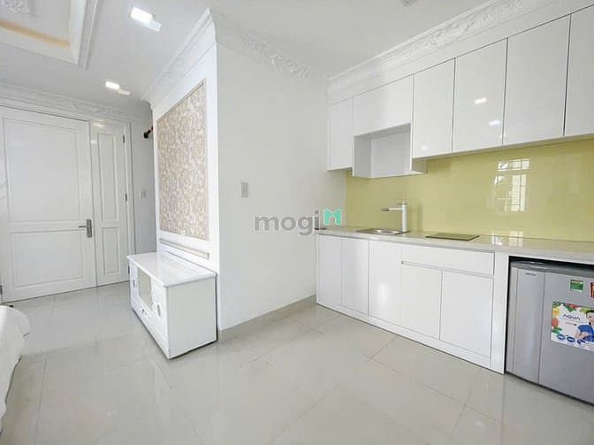 Hình ảnh Cho Thuê Căn Hộ Cửa Sổ Lớn Gần Phố Bùi Viện ,Công viên 23/9