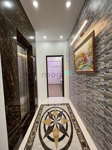 Hình ảnh nhà phố Ngô Thì Nhậm- Nguyễn Viết Xuân, kinh doanh vỉa hè thang máy