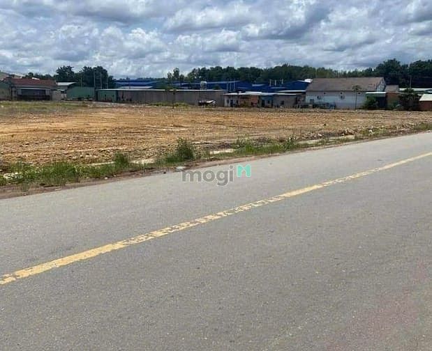 Hình ảnh Chuyển Về Quê Ở CẦN BÁN 1250M2 ĐẤT SHR NGAY KCN BÌNH DƯƠNG, Dân Đông.