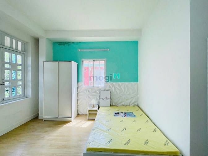 Hình ảnh Cho Thuê CHDV ban công ngay cầu vượt 3/2