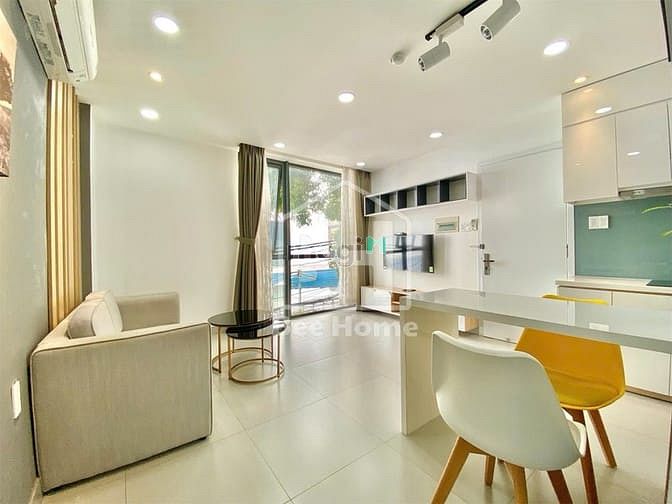 Hình ảnh Studio cao cấp ban công lớn Bến vân đồn Q4