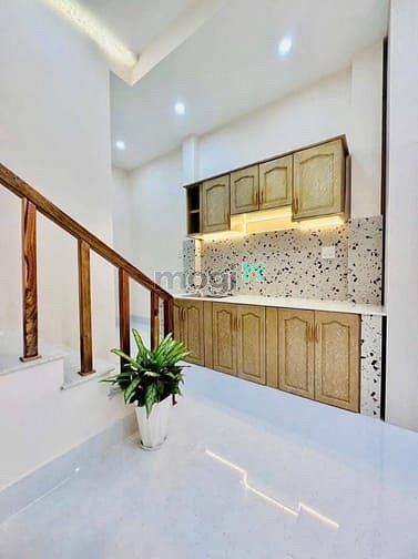Hình ảnh Cần ra đi siêu phẩm Quốc Hương q2 giá 2tỷ550