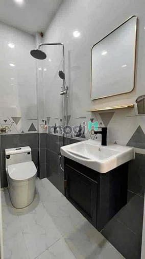 Hình ảnh Hàng hot!!! nhà đường tôn đản,q4 44m2 giá 1TỶ7