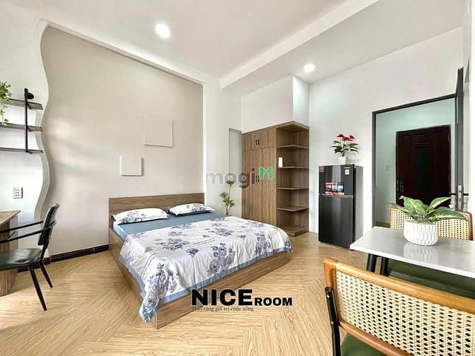 Hình ảnh Cho thuê căn studio ban công ngay cầu Lê Văn Sỹ - Full nội thất giá rẻ