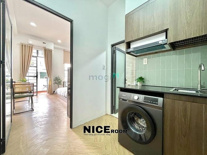 Hình ảnh Cho thuê căn studio ban công ngay cầu Lê Văn Sỹ - Full nội thất giá rẻ