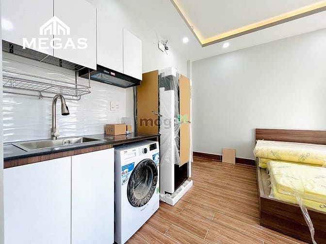Hình ảnh Cho Thuê CHDV gần UEH cs B gần cầu vượt 3/2