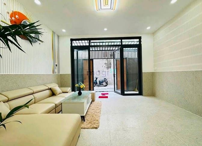 Hình ảnh CẦN BÁN GẤP nhà Nguyễn Đình Chiểu Q3 55m2 2PN2WC 2ty190