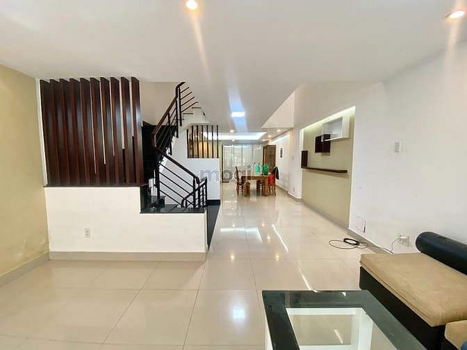 Hình ảnh Nhà Phố Trung Tâm Q2 Có Hầm Giá Chỉ 30Tr Thôi Quý Zị