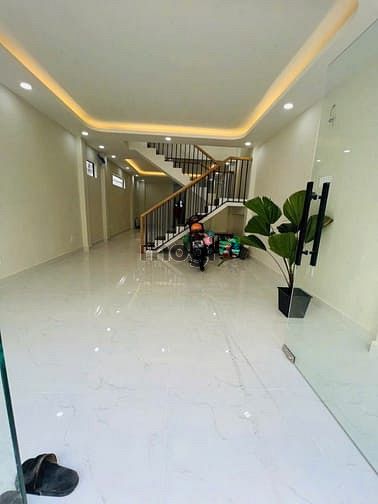 Hình ảnh Cho thuê nhà hxt 220/9j  Lê Văn Sỹ p14  Quận 3 .