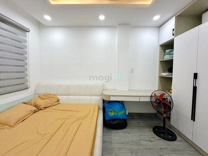 Hình ảnh Bán nhà 2 tầng Phan văn trị phường 11 bình thạnh