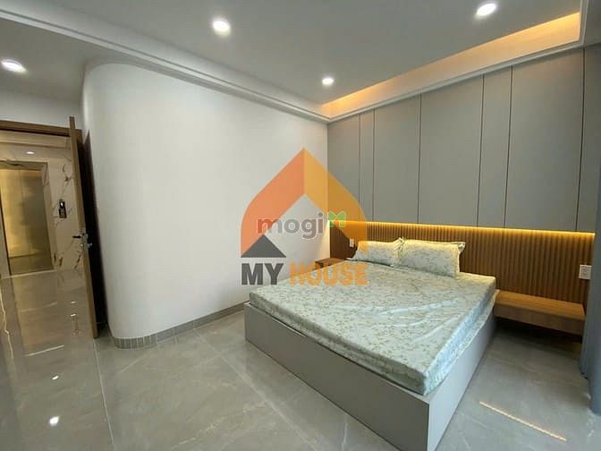 Hình ảnh Nhà Mới Xây Full Nội Thất Có Thang Máy CHỉ 30tr