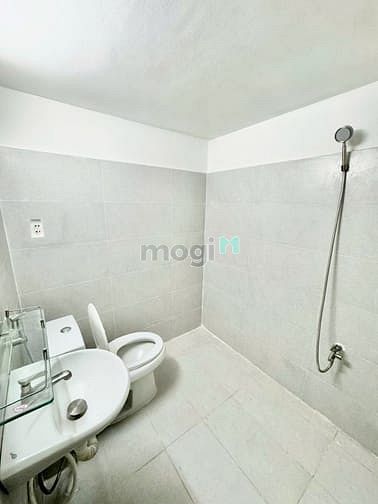 Hình ảnh Cho Thuê Phòng Trọ Ngay Cầu Tân Thuận 2
