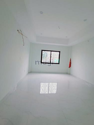 Hình ảnh Cho thuê tòa nhà văn phòng 5 tầng - thang máy - vị trí đắc địa Q.TB