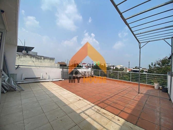 Hình ảnh Villa 7x20 Style Văn Phòng Cho Thuê Chỉ 40Tr, Trung Tâm Quận 2