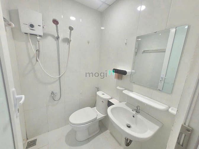 Hình ảnh Cho thuê gấp CC Prosper plaza Q12, DT 65m2 2PN 2WC, NT Cao Cấp Ở Liền.