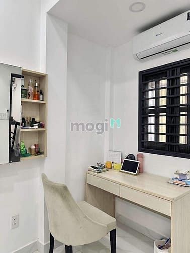Hình ảnh Bán nhà 2 tầng nơ trang Long bình Thạnh