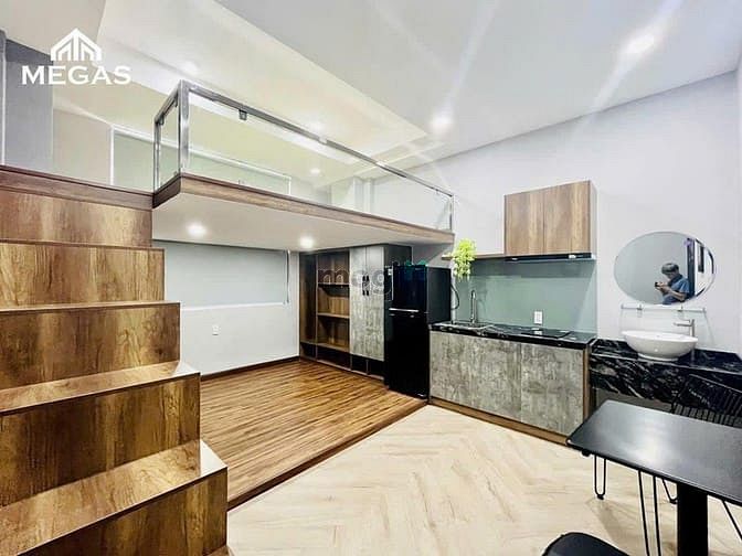 Hình ảnh Cho thuê căn DUPLEX ngay D2 Nguyễn Gia Trí Ngã Tư Hàng XAnh