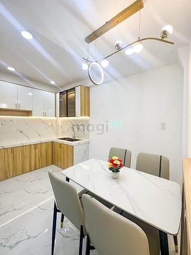 Hình ảnh Bán nhà 4 tầng cô Bắc Phú nhuận