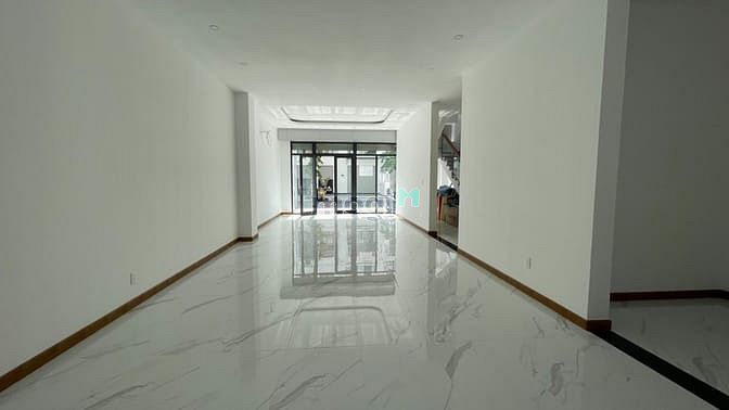 Hình ảnh Cho thuê nhà phố Manhattan đã hoàn thiện có thang máy, thang bộ