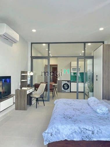 Hình ảnh CHo ThUê Căn STudioo Ngay VinCom Nguyễn Xí - Ngã Tư Hàng Xanh