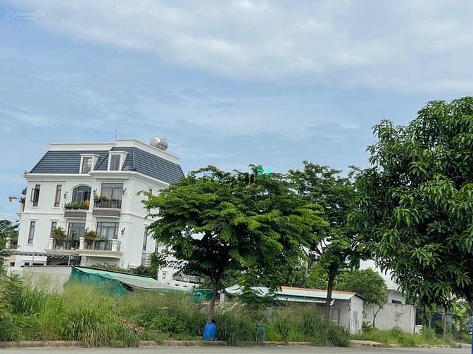 Hình ảnh BÁN ĐẤT NGỘP tại KDC Bình Nguyên Dĩ An giá 2 tỷ 6/100m2, SHR
