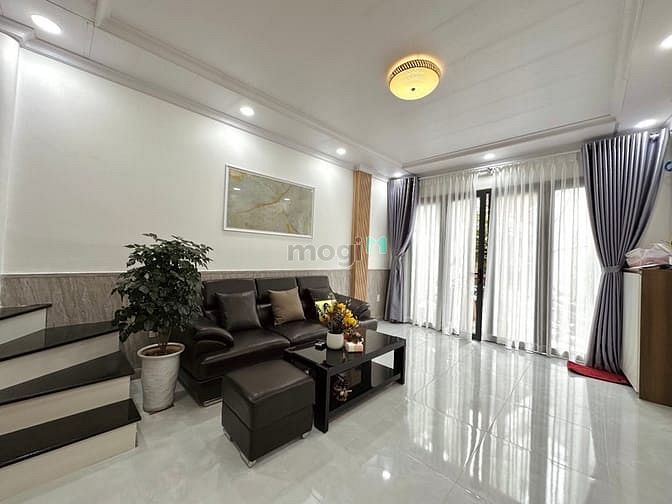 Hình ảnh Bán nhà 2 tầng Phùng văn cung Phú nhuận