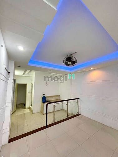 Hình ảnh Bán nhà 4 tầng Bùi thị Xuân p1 Tân bình