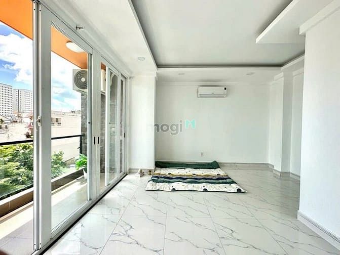 Hình ảnh Phòng đẹp, giá rẻ, bancon cao cấp q2