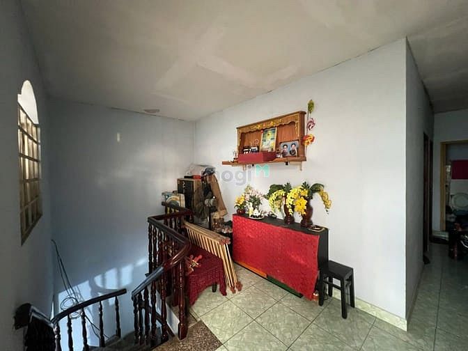 Hình ảnh Nhà DT 5*20, cách đường lớn HHG 50m
