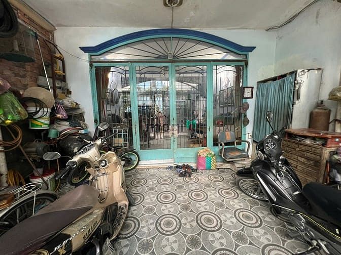 Hình ảnh Nhà DT 5*20, cách đường lớn HHG 50m