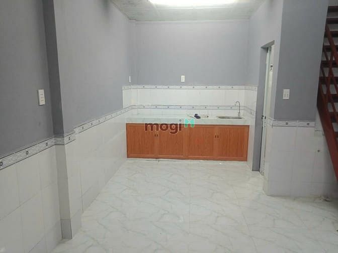 Hình ảnh Cho thuê nhà nguyên căn mới gần chợ Bình Triệu