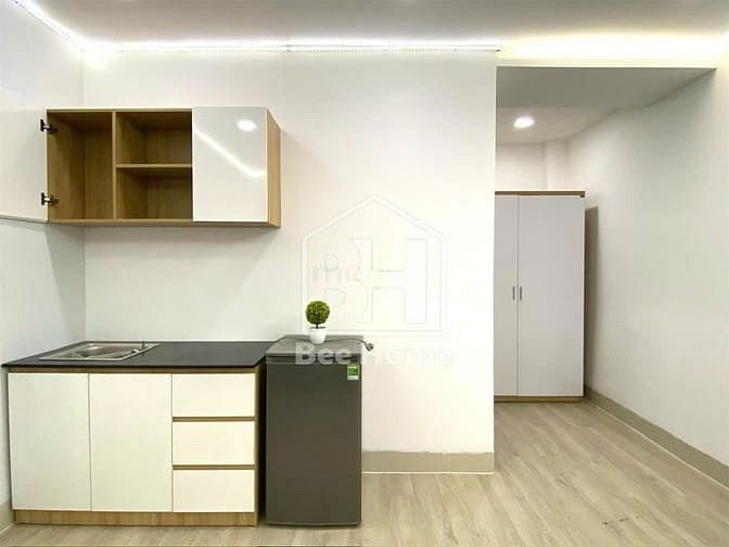 Hình ảnh Phòng mới mặt tiền quận 1 bancon full NT