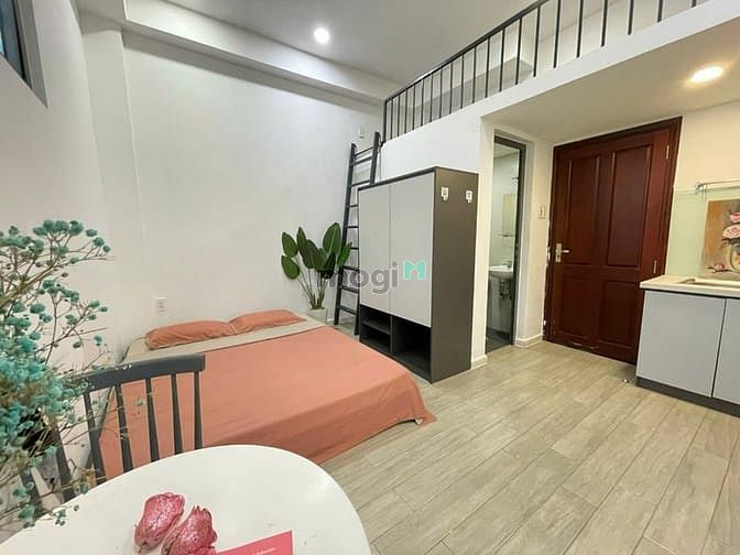 Hình ảnh CĂN HỘ Dịch Vụ NẰM Vị TRÍ Đắc Địa GIỮA LÒNG Q7