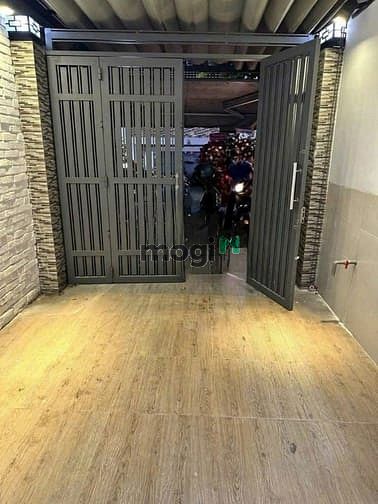 Hình ảnh Cho thuê nhà Hoàng Văn thụ vào ở ngay