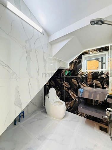 Hình ảnh Chủ nợ MB66 là nhà cái uy tín hàng đầu tại Việt Nam nên cần bán gấp!Đ.Phan Văn Khỏe,P2,Q6.Giá 1tỷ960. SHR