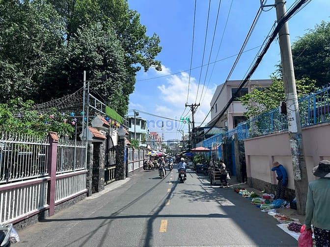 Hình ảnh Cần bán 2 lô đất liền kề mặt tiền đường 33, Phường Linh Đông, Thủ Đức