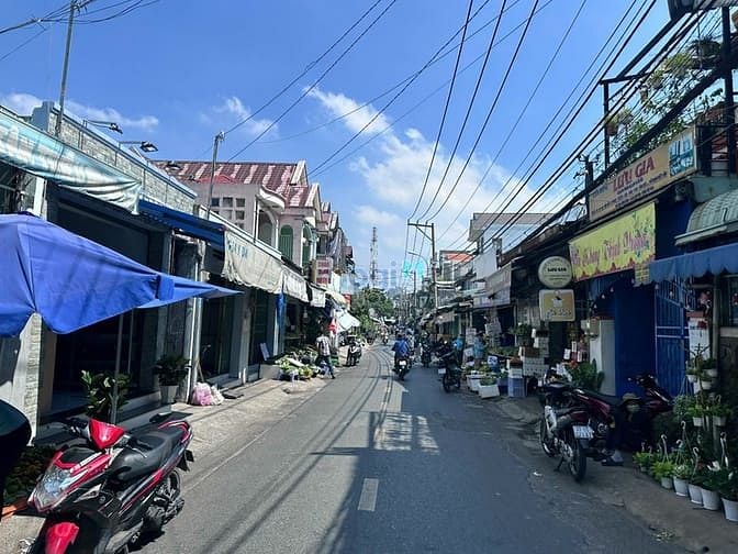 Hình ảnh Cần bán 2 lô đất liền kề mặt tiền đường 33, Phường Linh Đông, Thủ Đức