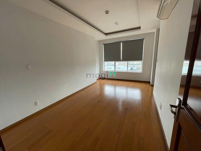 Hình ảnh Sky Center siêu mới và đẹp tìm kiếm chủ mới