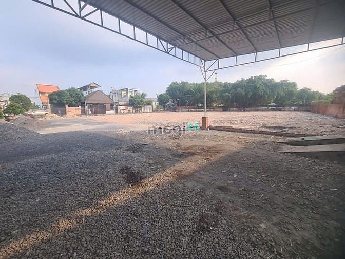 Hình ảnh Cho Thuê Đất Bãi Xe QL 13 Vĩnh Phú Thuận An. Dt: 2500m Giá: 50tr