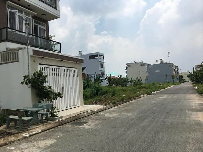 Hình ảnh CẦN BÁN GẤP lô đất KDC Phan Văn Hớn - Trường Trinh - SHR