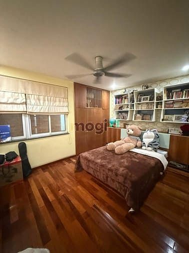 Hình ảnh Bán Siêu Phẩm Trung Kính 70m2 x 5 Tầng, Mặt Tiền 5m, 3 ô Tô Tránh