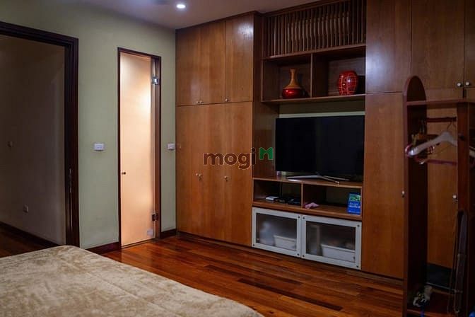 Hình ảnh Bán Siêu Phẩm Trung Kính 70m2 x 5 Tầng, Mặt Tiền 5m, 3 ô Tô Tránh