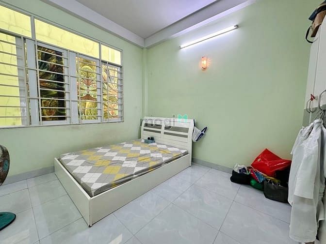 Hình ảnh Bán nhà 4 tầng phạm văn Hai phường 3 Tân bình