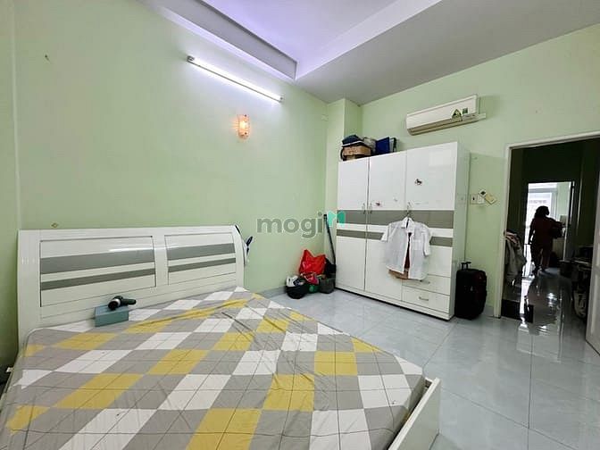 Hình ảnh Bán nhà 4 tầng phạm văn Hai phường 3 Tân bình