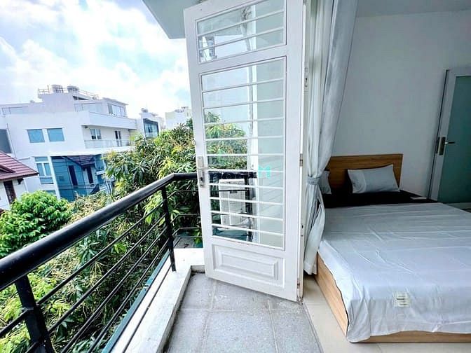 Hình ảnh Phòng quận Tân Bình bình mới đẹp, bancon full NT