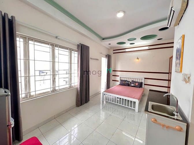 Hình ảnh Phòng trống sẵn q3 full NT cửa sổ lớn